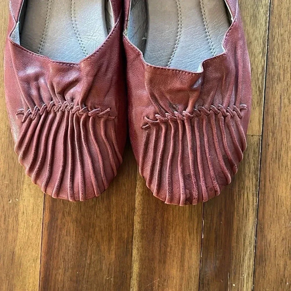 Chocolate Blu flats - Picture 4 of 10